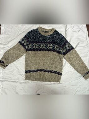 Vintage Men's Patterned Crewneck Sweater in Heather Oat with Navy Yoke